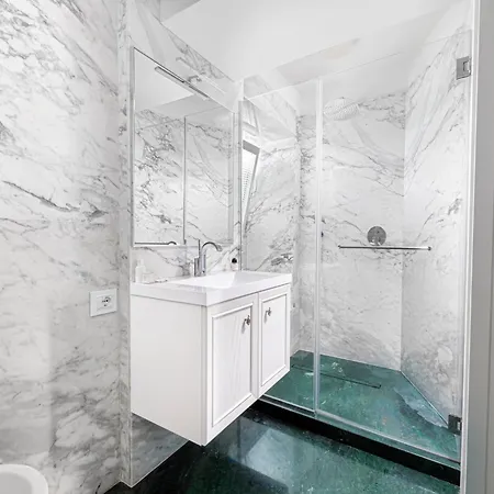 Apartment Near Piazzetta Di *