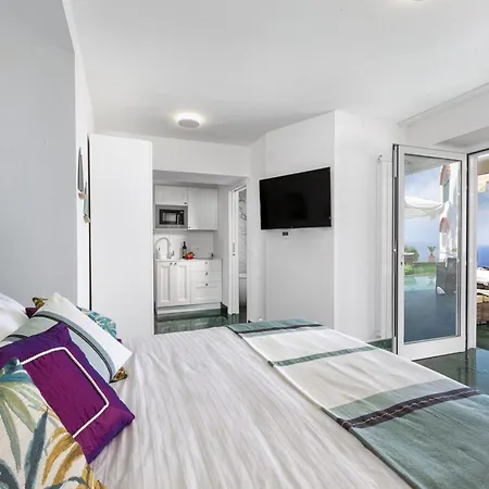 Apartment Near Piazzetta Di